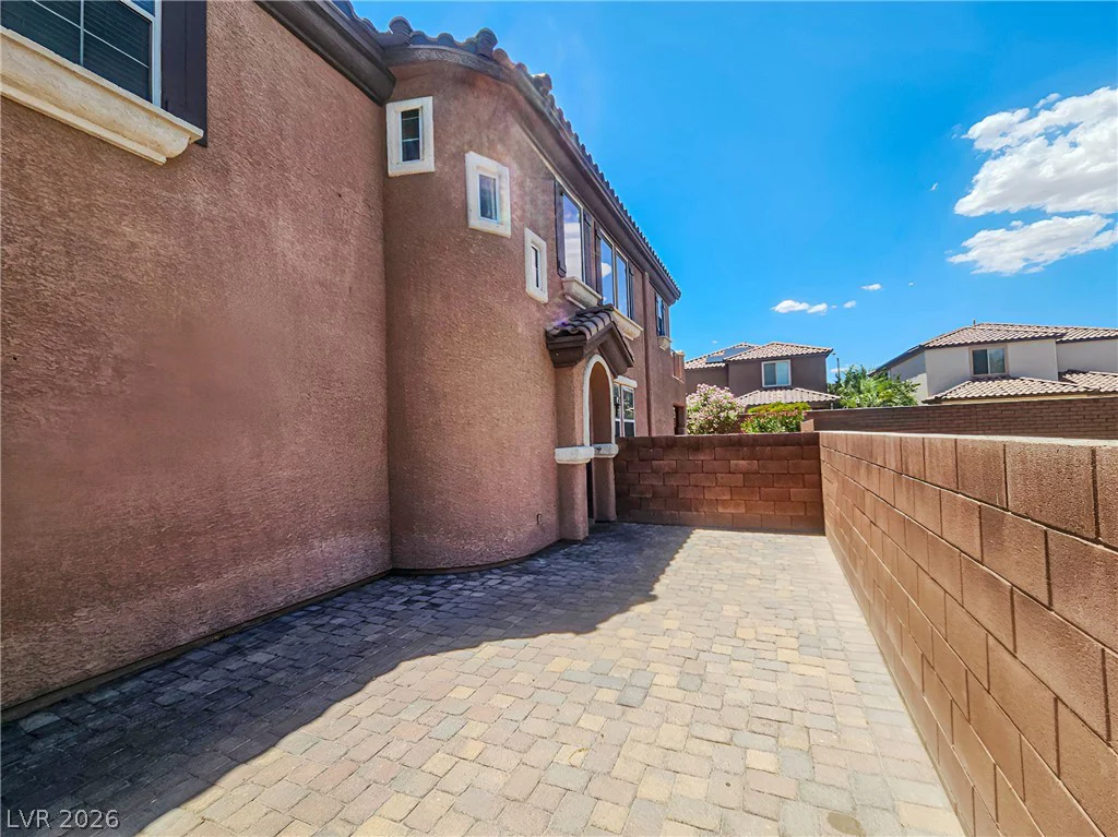 11011 Cusak Close, Las Vegas, NV 89179