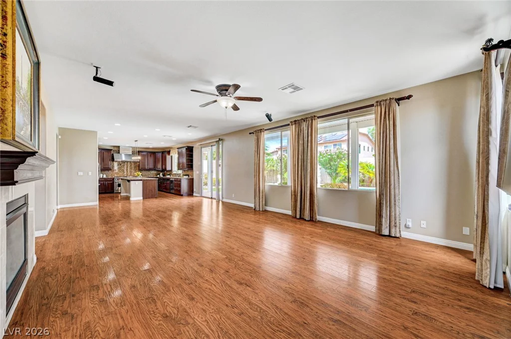 1520 Barrington Oaks, North Las Vegas, NV 89084
