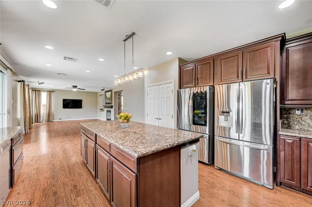 1520 Barrington Oaks, North Las Vegas, NV 89084