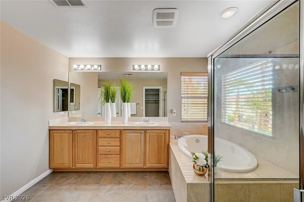 1520 Barrington Oaks, North Las Vegas, NV 89084