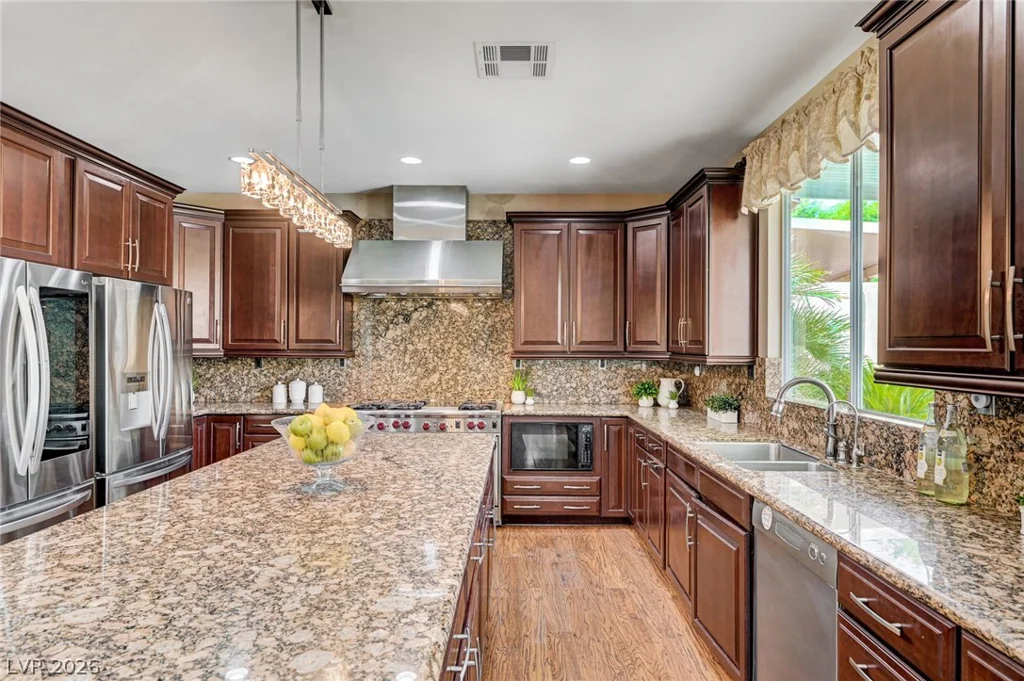 1520 Barrington Oaks, North Las Vegas, NV 89084