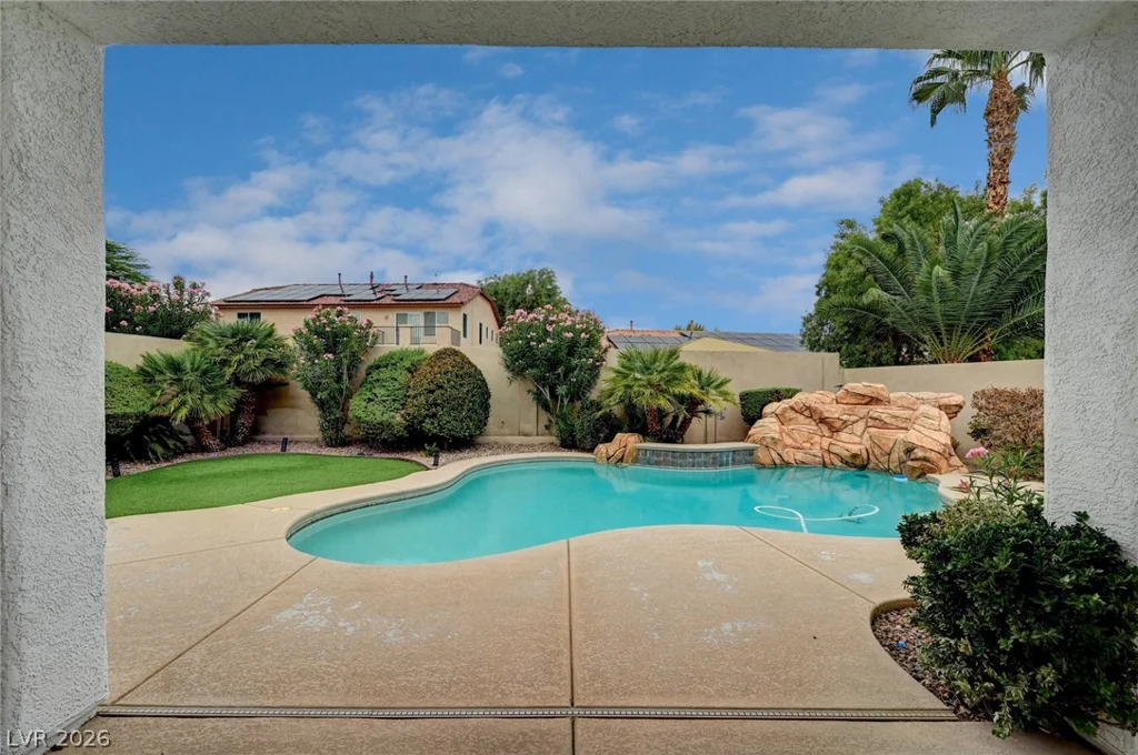 1520 Barrington Oaks, North Las Vegas, NV 89084