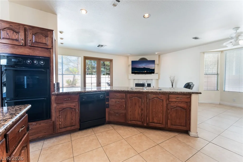1408 Sun Copper, Las Vegas, NV 89117