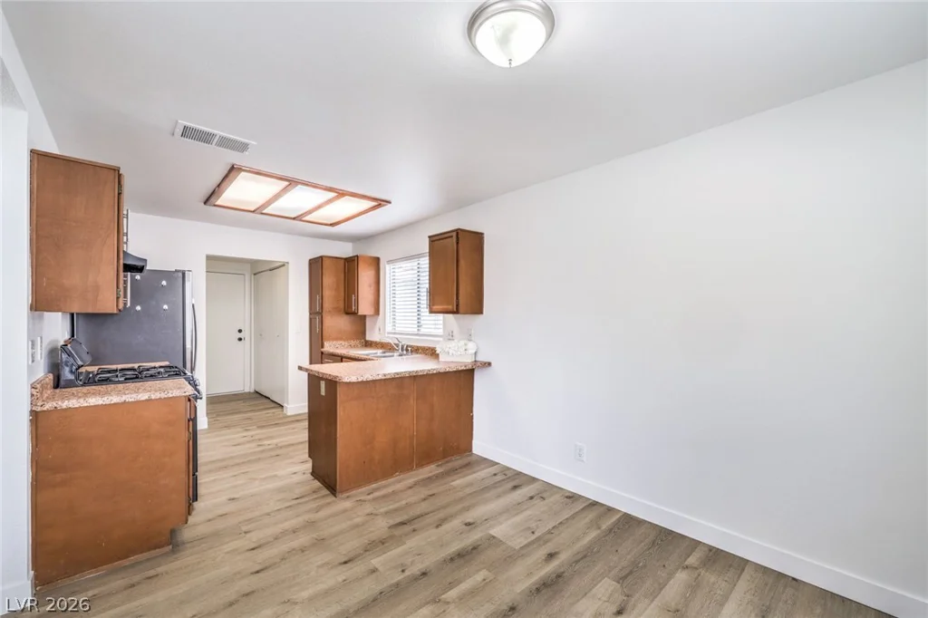 64 Tidwell, Henderson, NV 89074