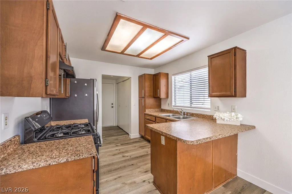 64 Tidwell, Henderson, NV 89074