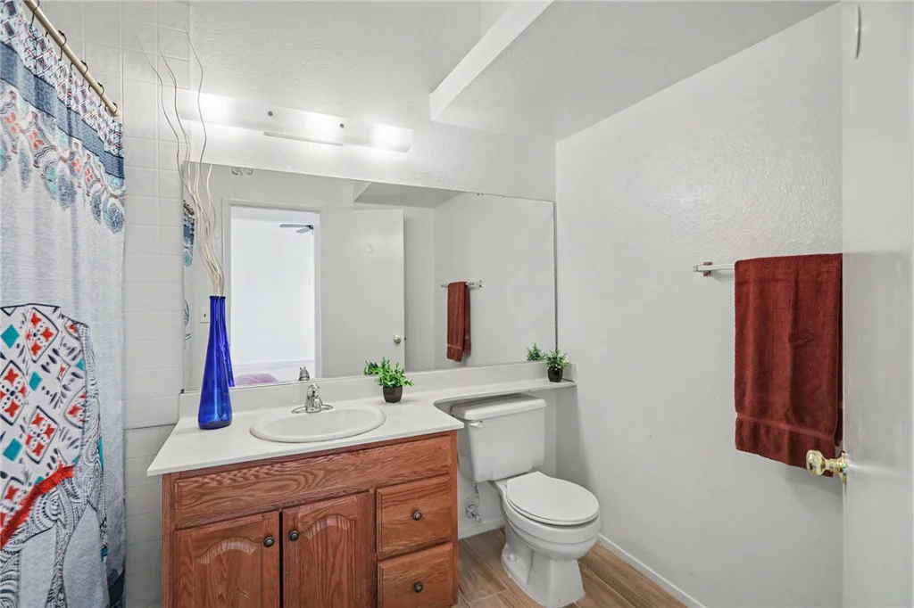 5549 Orchard, Las Vegas, NV 89110