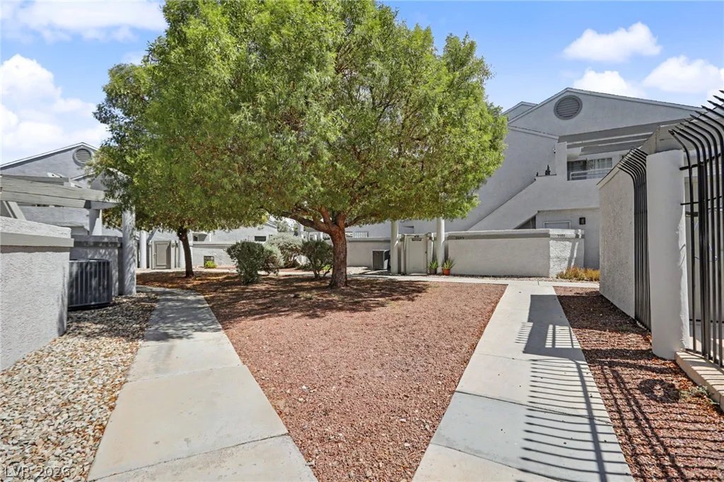 5549 Orchard, Las Vegas, NV 89110
