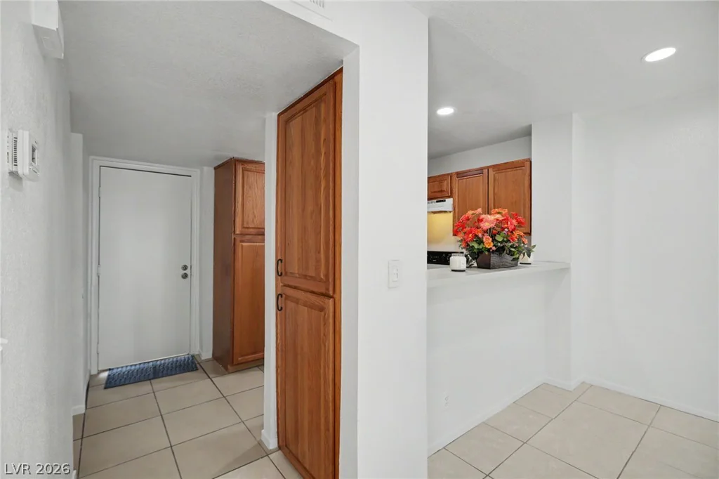 5549 Orchard, Las Vegas, NV 89110