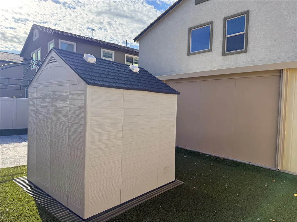 4104 Free Bird Crest, North Las Vegas, NV 89081