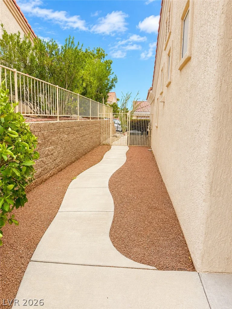 10721 Grand Cypress, Las Vegas, NV 89134
