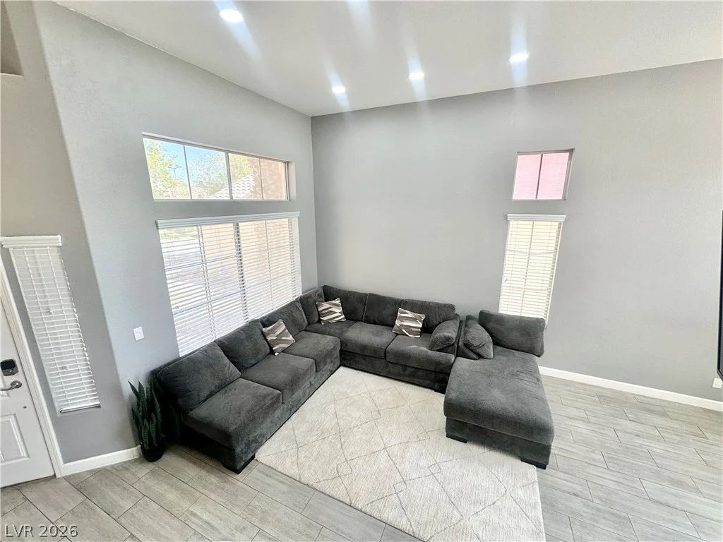 9701 Ann Arbor, Las Vegas, NV 89134