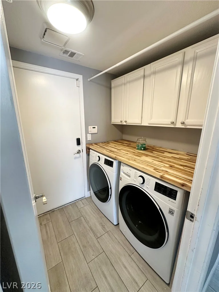 9701 Ann Arbor, Las Vegas, NV 89134