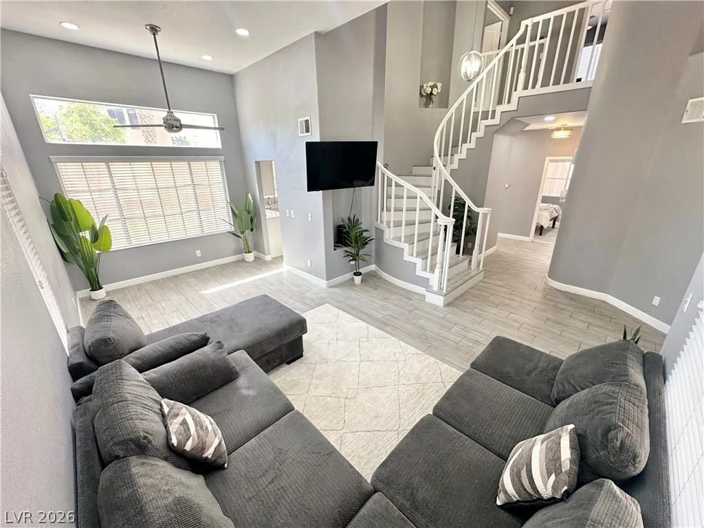 9701 Ann Arbor, Las Vegas, NV 89134