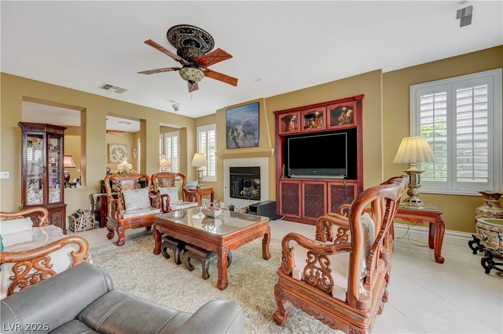 218 Crooked Putter, Las Vegas, NV 89148