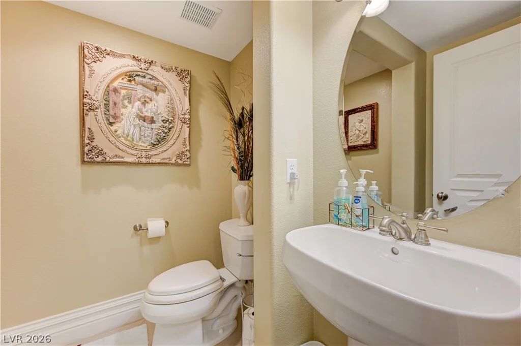 218 Crooked Putter, Las Vegas, NV 89148