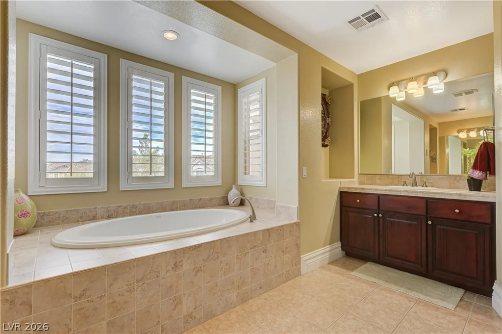 218 Crooked Putter, Las Vegas, NV 89148