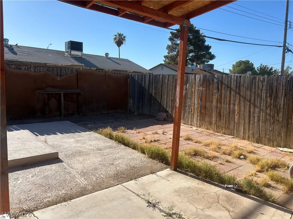 1004 Newport, Las Vegas, NV 89110