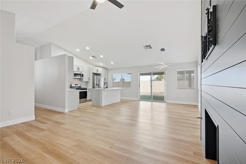 113 Tamarack, Henderson, NV 89002