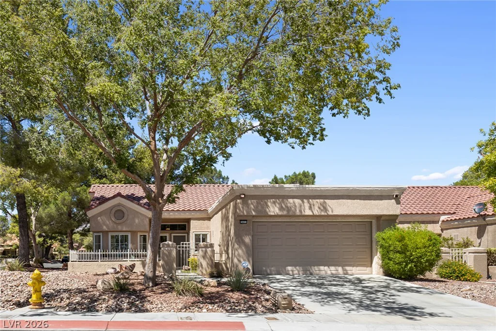 2421 Showcase, Las Vegas, NV 89134