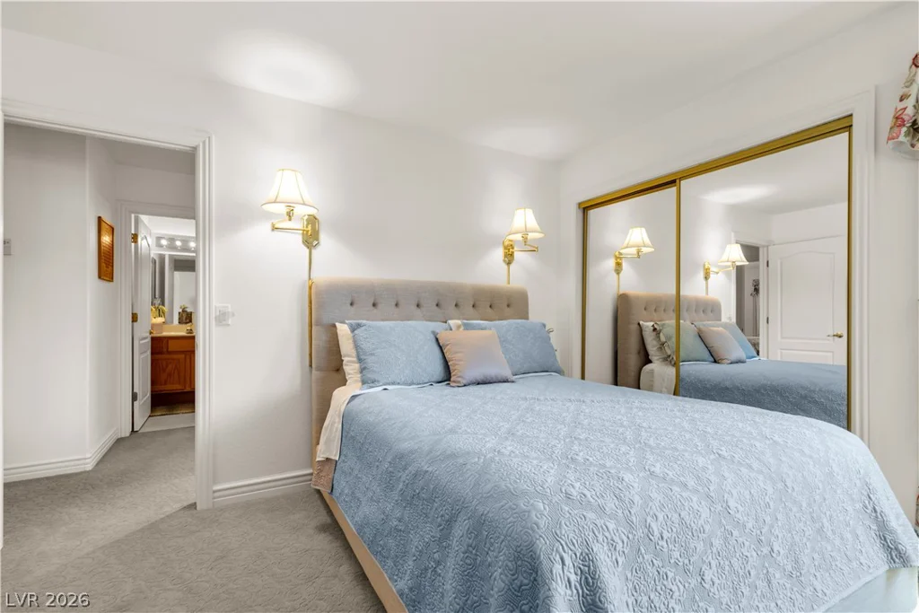2421 Showcase, Las Vegas, NV 89134
