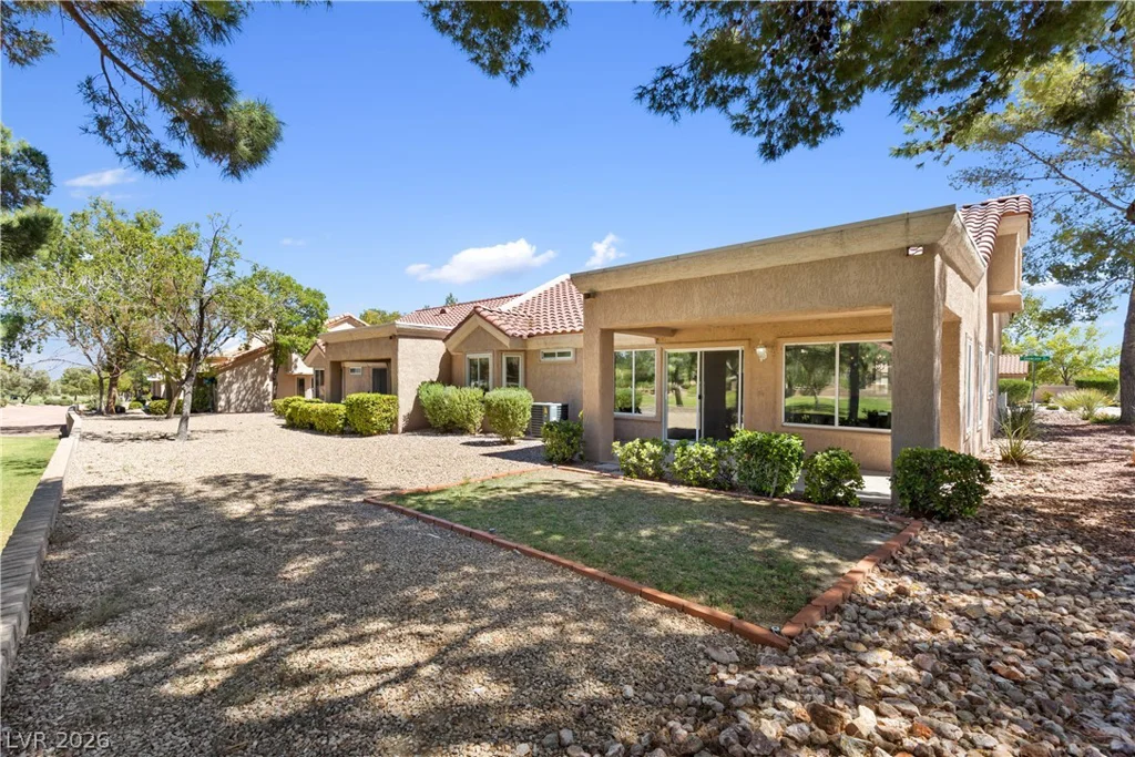 2421 Showcase, Las Vegas, NV 89134