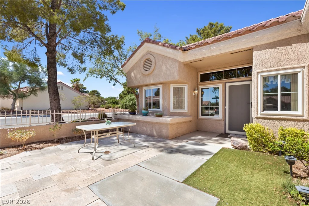 2421 Showcase, Las Vegas, NV 89134