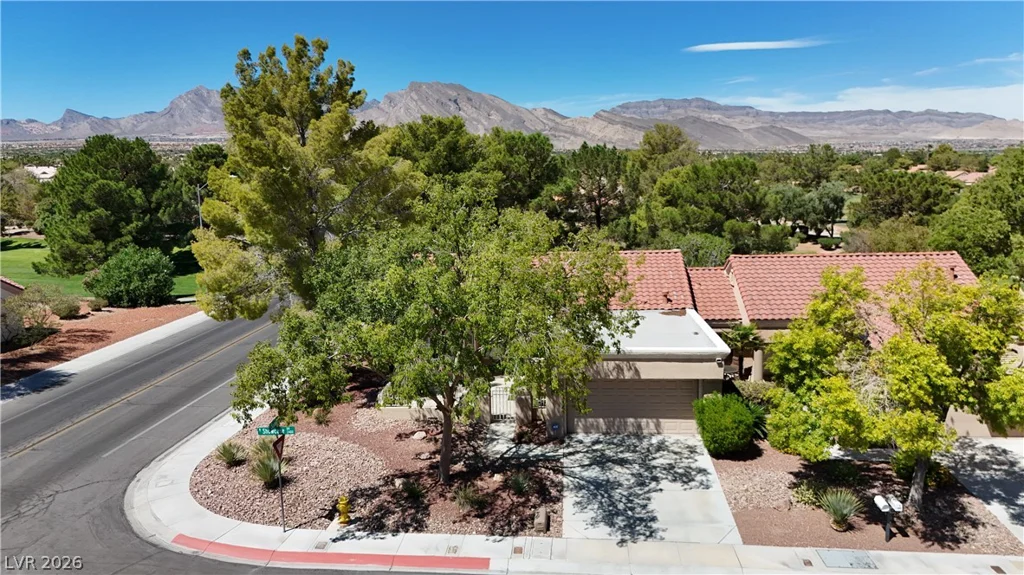 2421 Showcase, Las Vegas, NV 89134