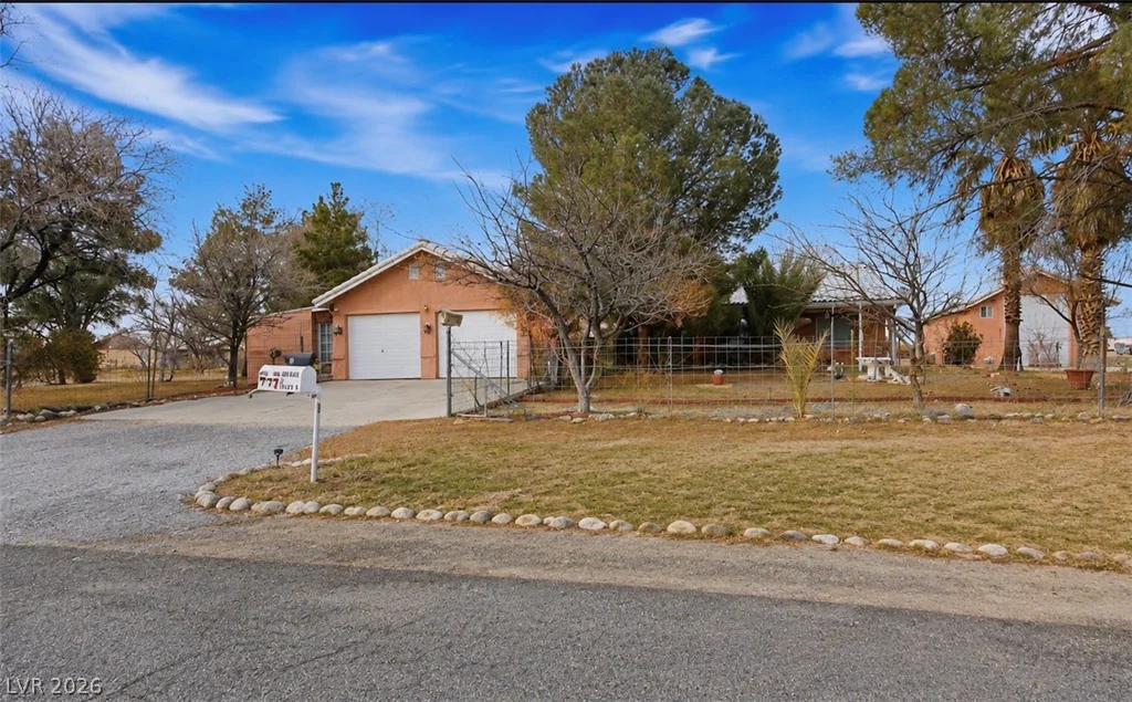 1700 Hickory, Pahrump, NV 89048