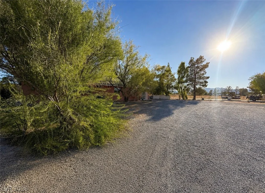 1700 Hickory, Pahrump, NV 89048