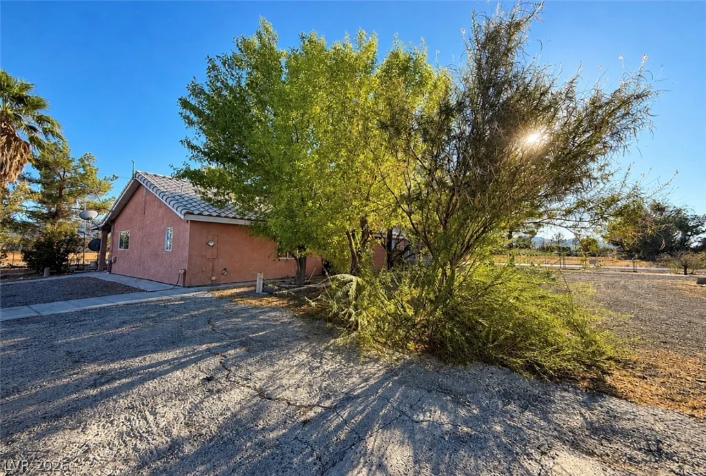 1700 Hickory, Pahrump, NV 89048