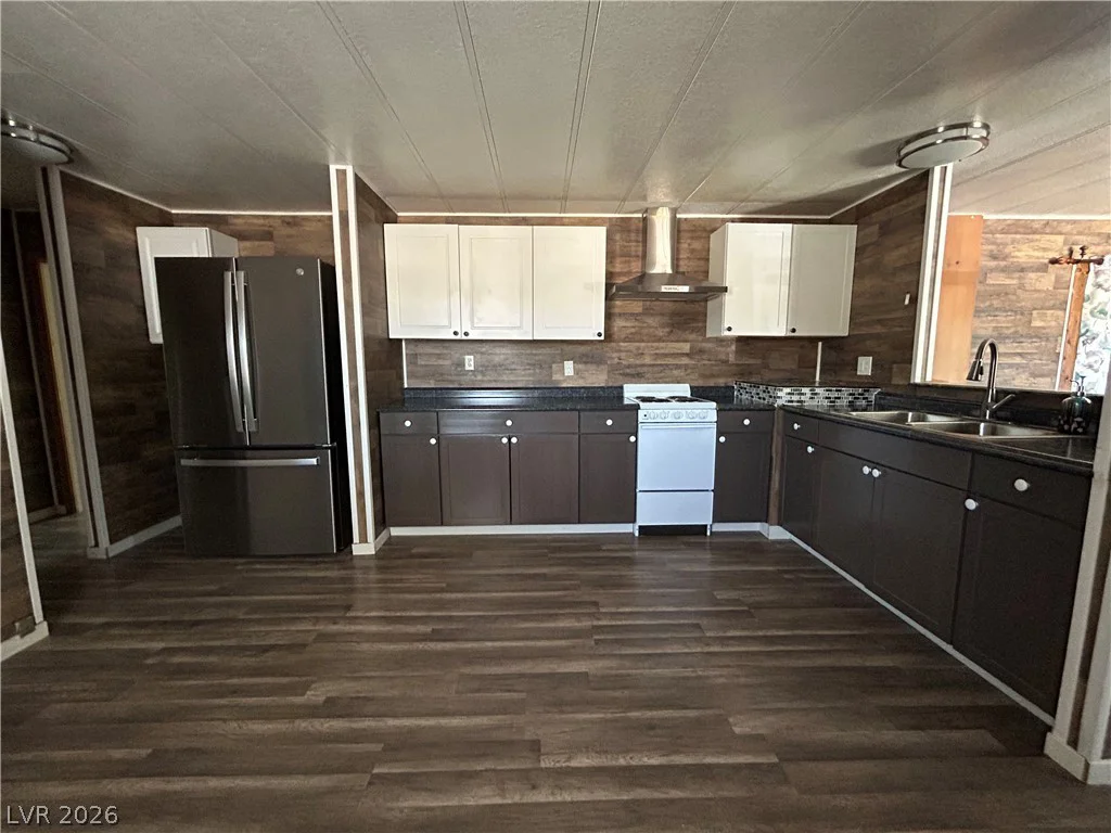 1111 Bank, Pahrump, NV 89048