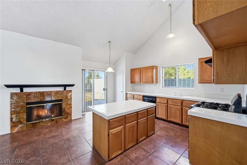 6700 Bent Wood, Las Vegas, NV 89108