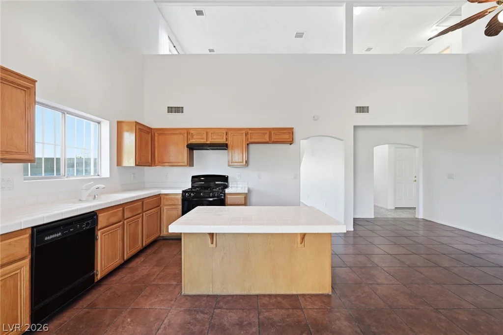 6700 Bent Wood, Las Vegas, NV 89108