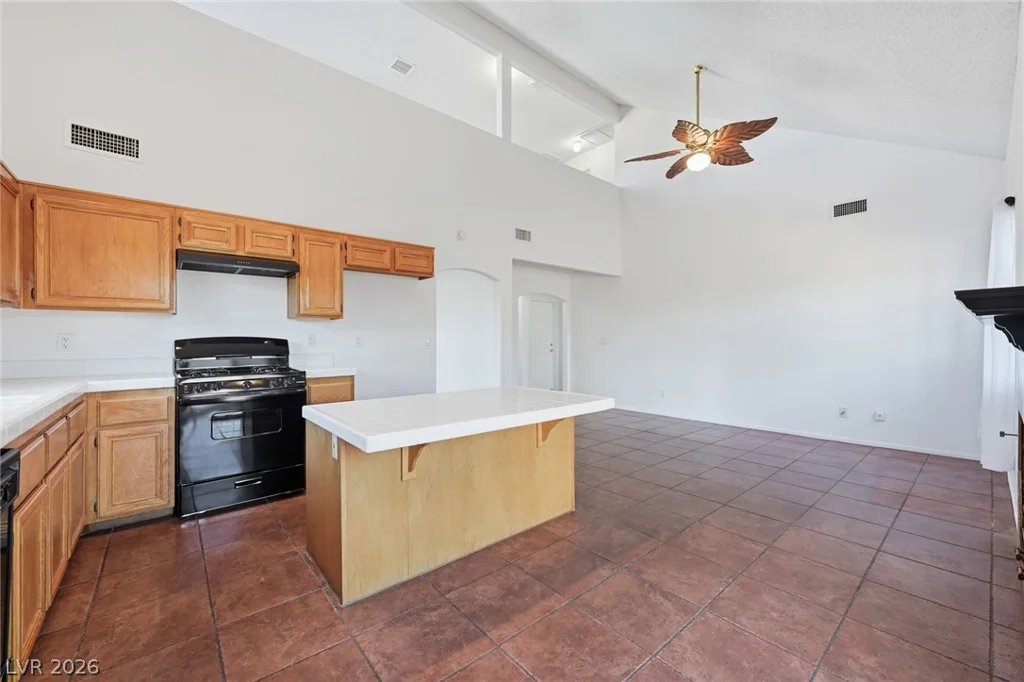 6700 Bent Wood, Las Vegas, NV 89108