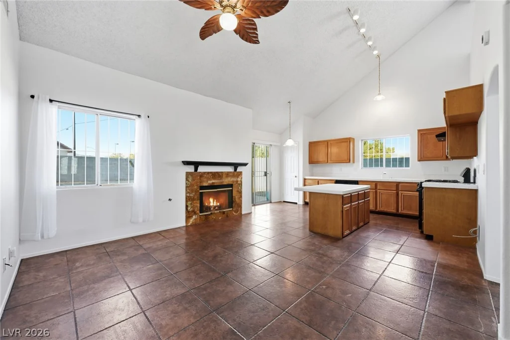 6700 Bent Wood, Las Vegas, NV 89108