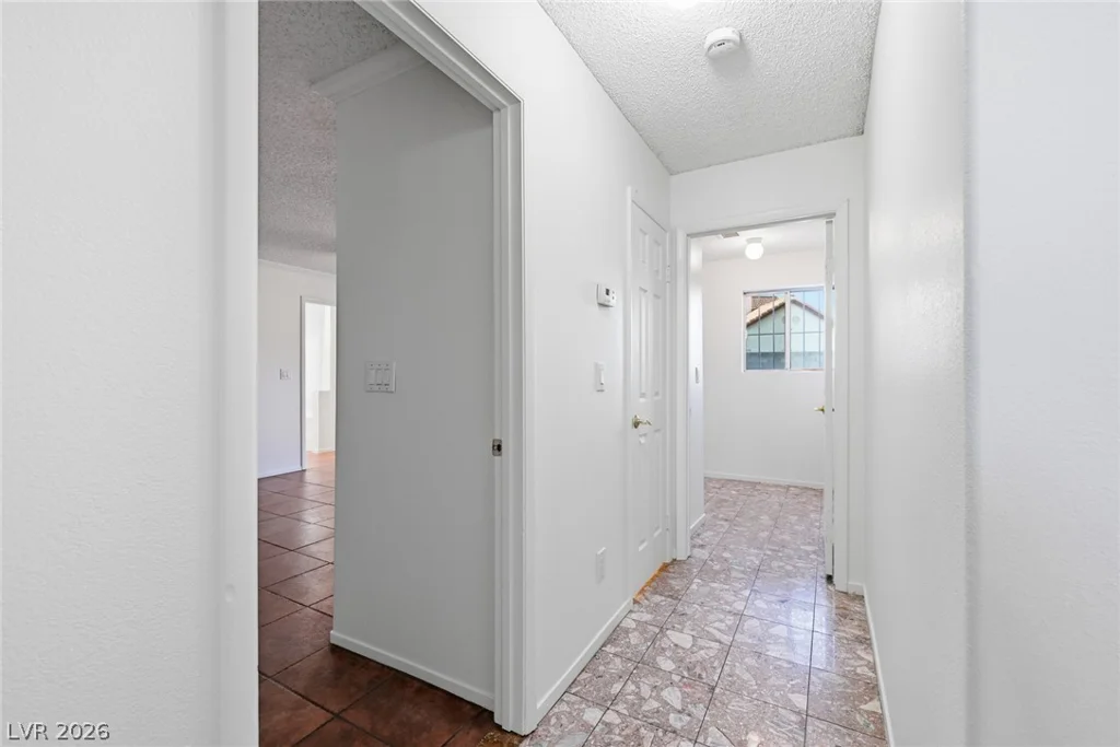 6700 Bent Wood, Las Vegas, NV 89108