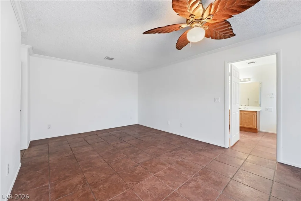 6700 Bent Wood, Las Vegas, NV 89108