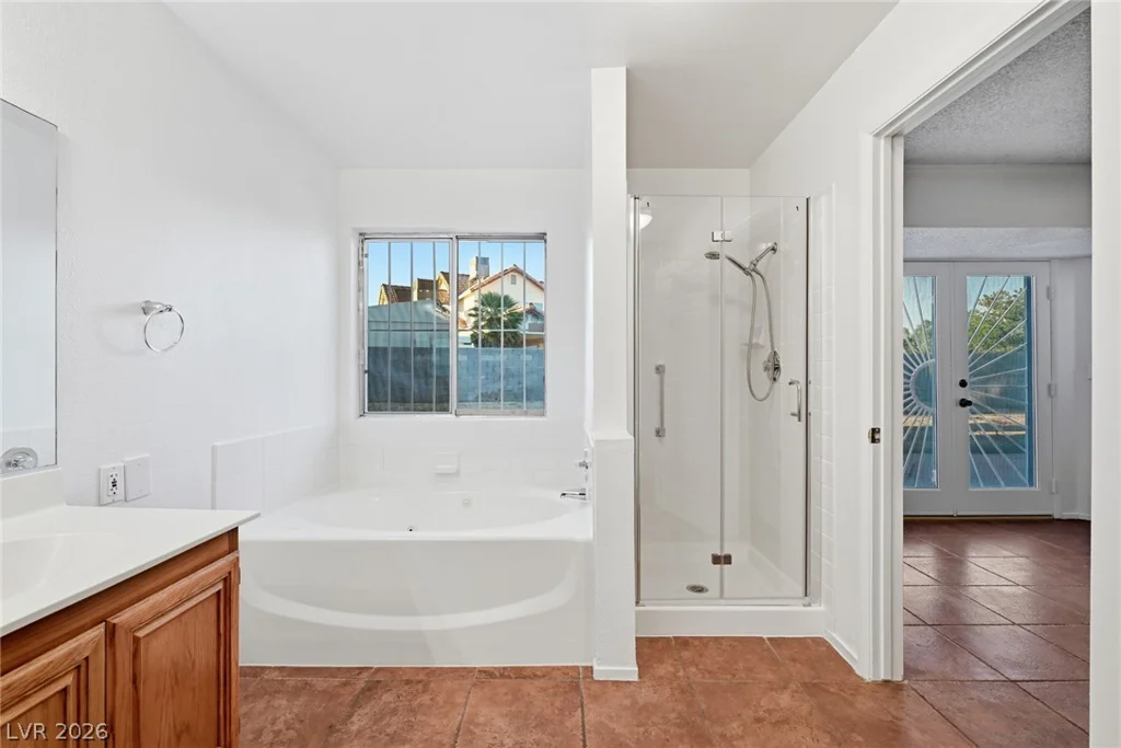 6700 Bent Wood, Las Vegas, NV 89108