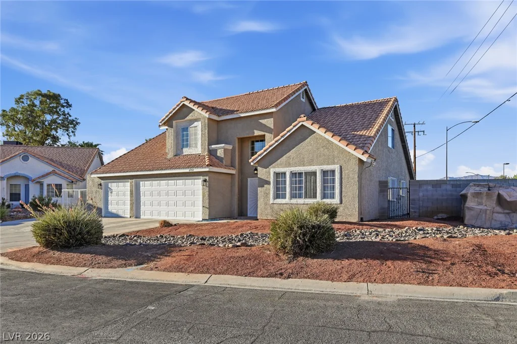 6700 Bent Wood, Las Vegas, NV 89108