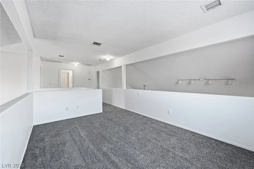 6700 Bent Wood, Las Vegas, NV 89108