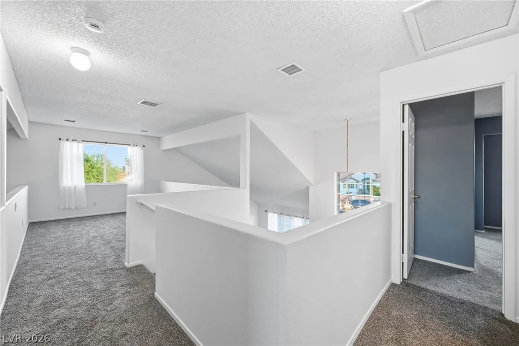 6700 Bent Wood, Las Vegas, NV 89108