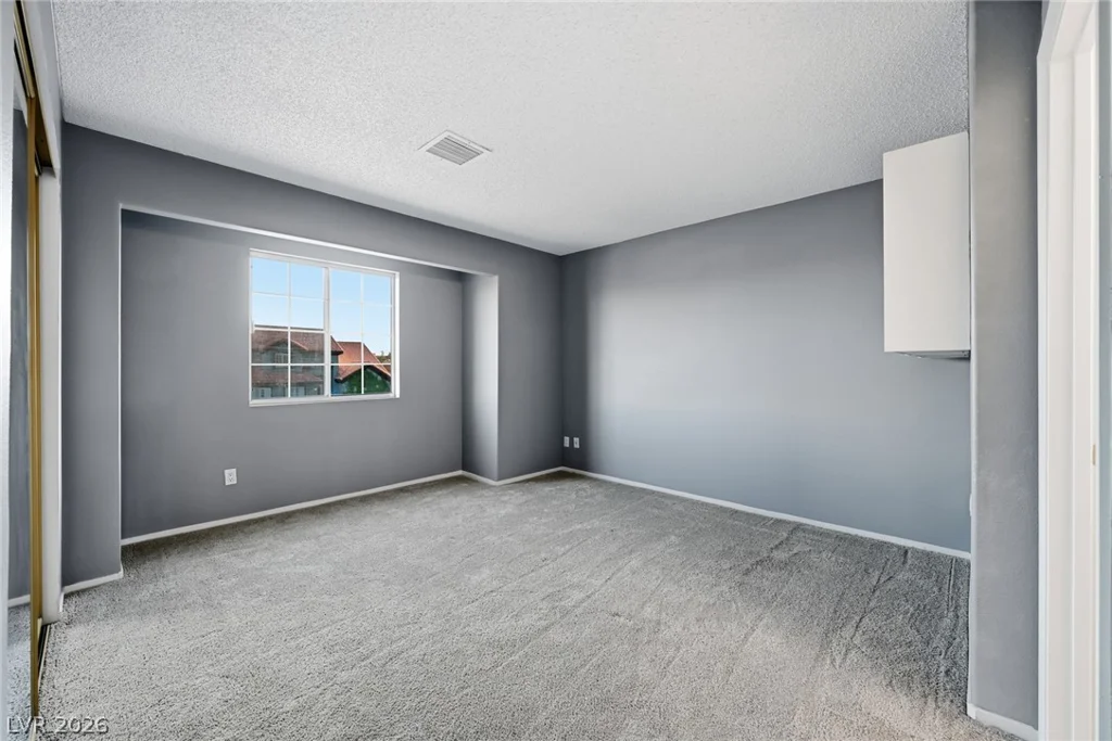 6700 Bent Wood, Las Vegas, NV 89108