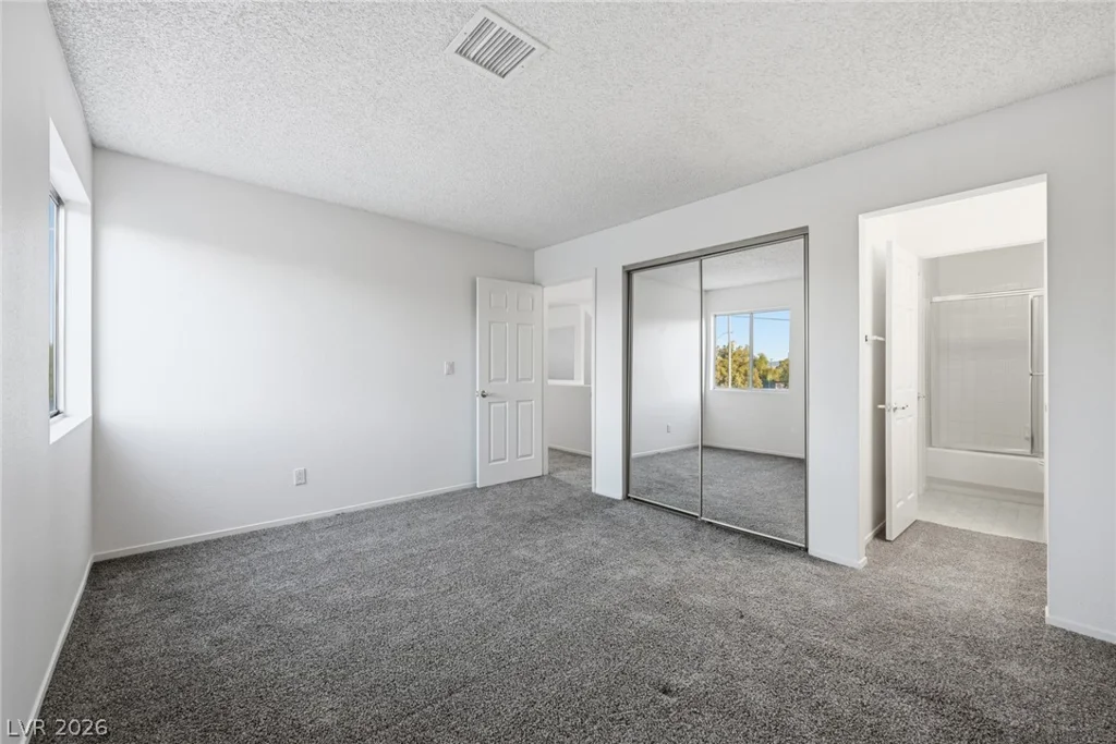 6700 Bent Wood, Las Vegas, NV 89108