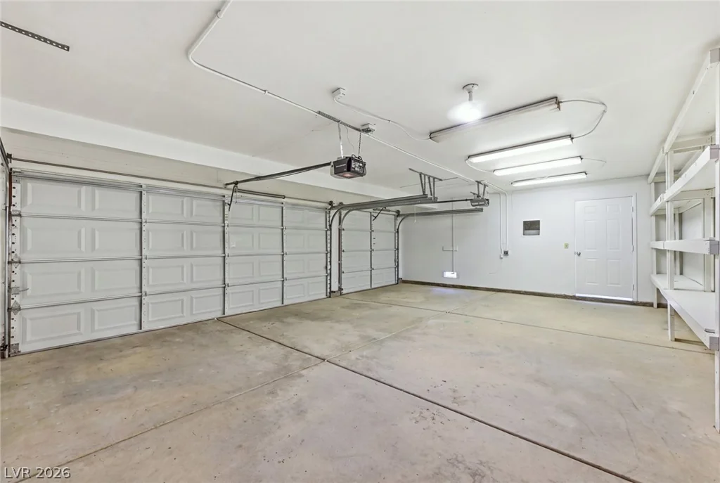 6700 Bent Wood, Las Vegas, NV 89108