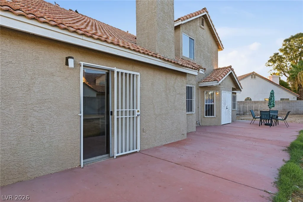 6700 Bent Wood, Las Vegas, NV 89108
