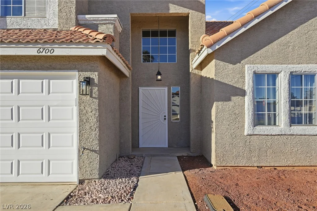 6700 Bent Wood, Las Vegas, NV 89108