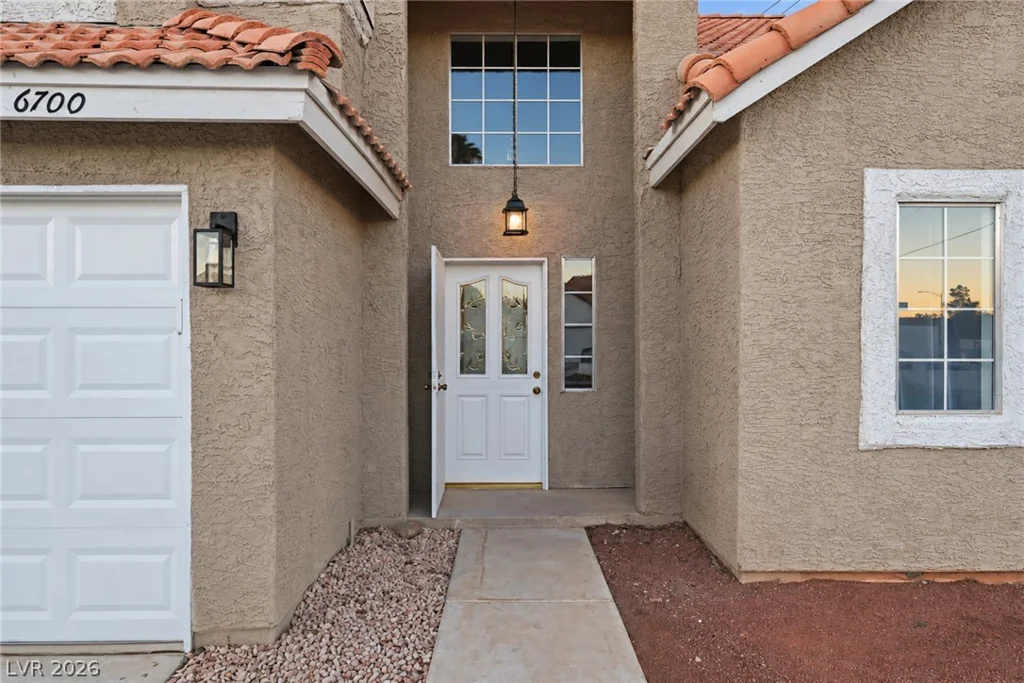 6700 Bent Wood, Las Vegas, NV 89108
