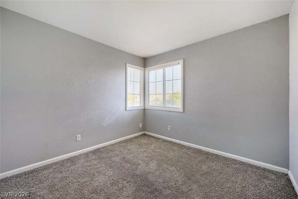 1915 Giant Rock, North Las Vegas, NV 89031