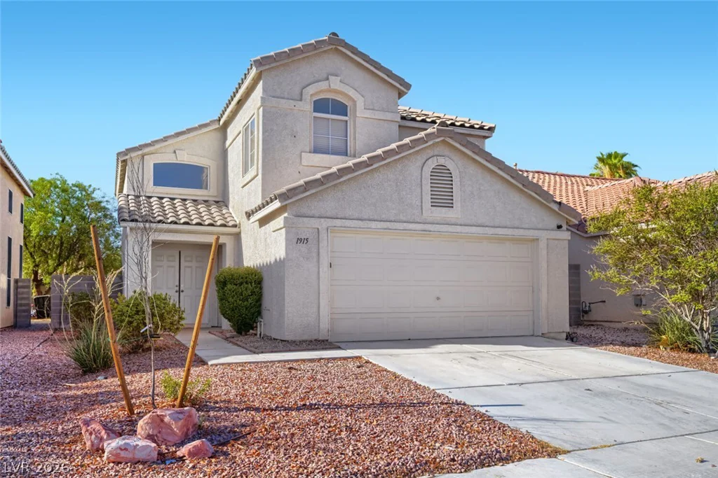 1915 Giant Rock, North Las Vegas, NV 89031