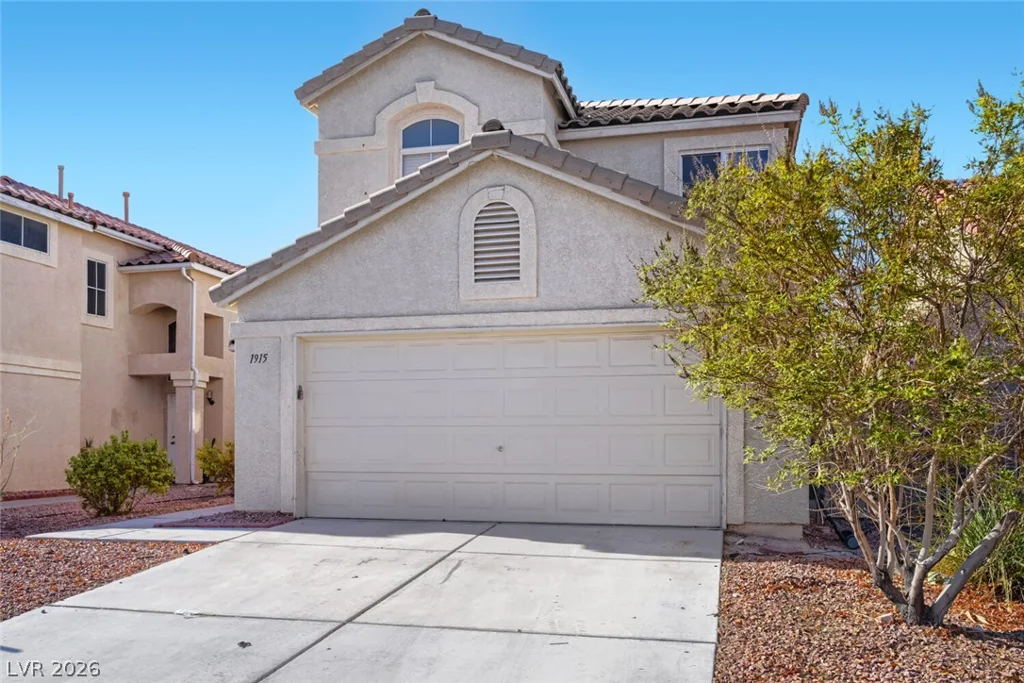 1915 Giant Rock, North Las Vegas, NV 89031